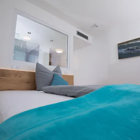 Isar | 24h/7 Checkin Hotel 3*