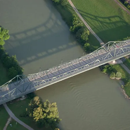 Isar | 24h/7 Checkin Hotel 3*