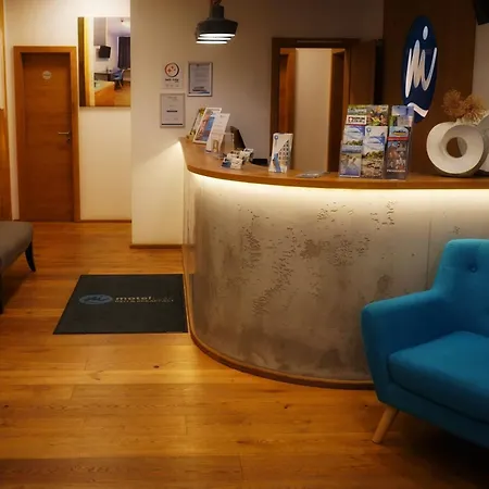 Isar | 24h/7 Checkin מלון