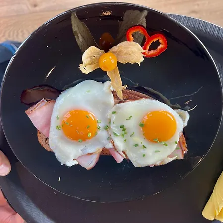 Isar | 24h/7 Checkin Hotel 3*