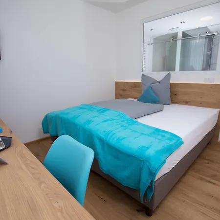 Hotel Isar | 24h/7 Checkin Pilsting