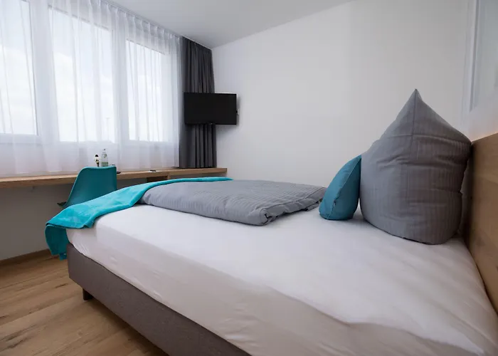 Hotel Isar | 24h/7 Checkin Pilsting