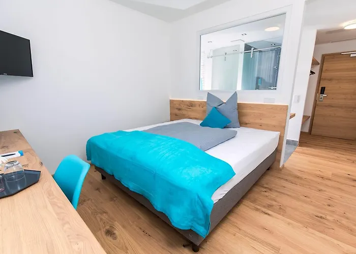 Isar | 24h/7 Checkin 3*